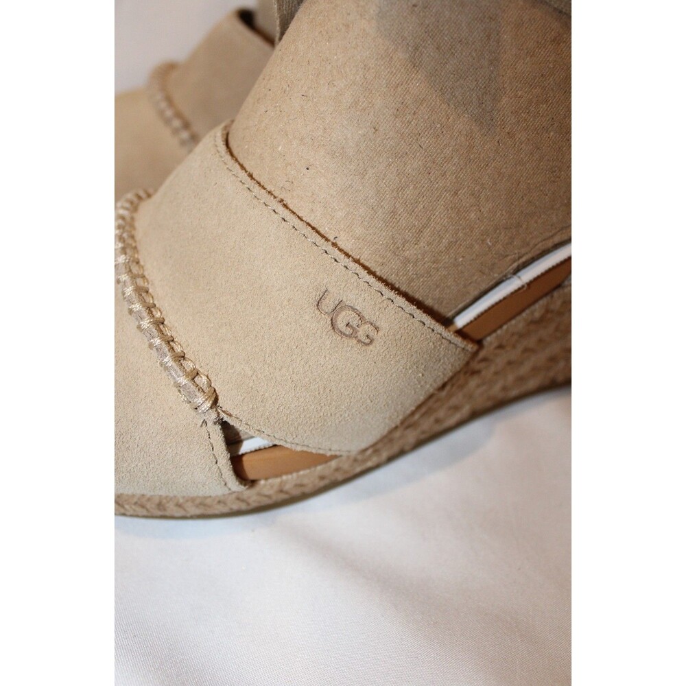 NIB UGG WOMEN'S TAIA ANKLE WRAP WEDGE SUEDE SANDALS MUS TAN SZ 9.5 NIB - Picture 3 of 8